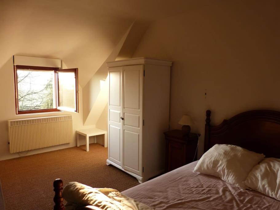 Studio Dans Une Chaumiere De Caractere Baud Exterior foto